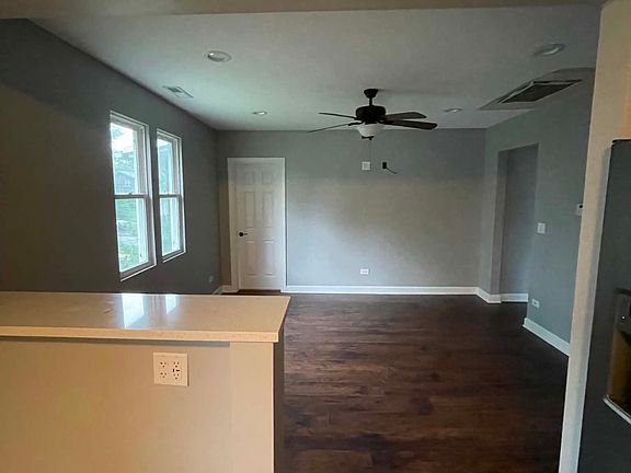 4th image of 117 Jewett St APT B