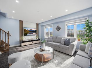 40 Memory Ln E, Brampton, ON L7A 0V9