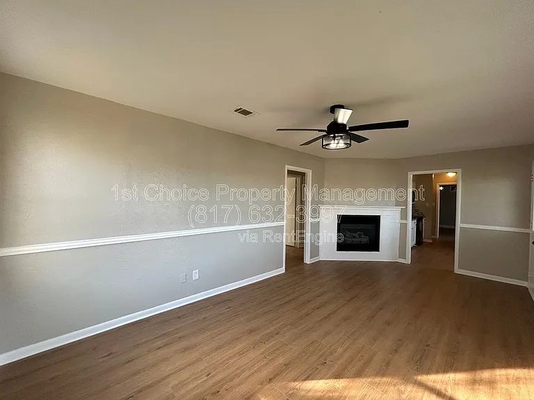 5929 Gayle Dr — Photo 5