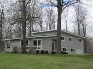 476 N Estates Dr, Gaylord, MI 49735