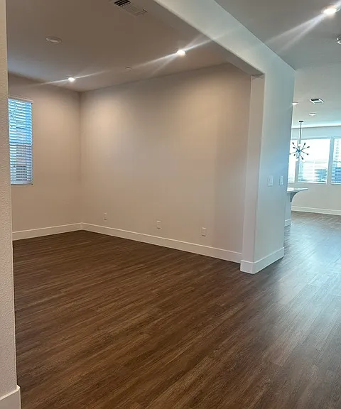 99 Jagla St — Photo 18