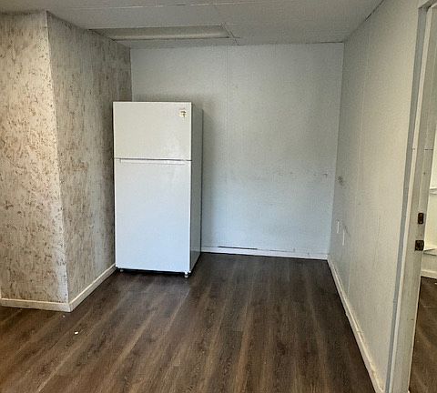 4th image of 29407 Euclid Ave #29407