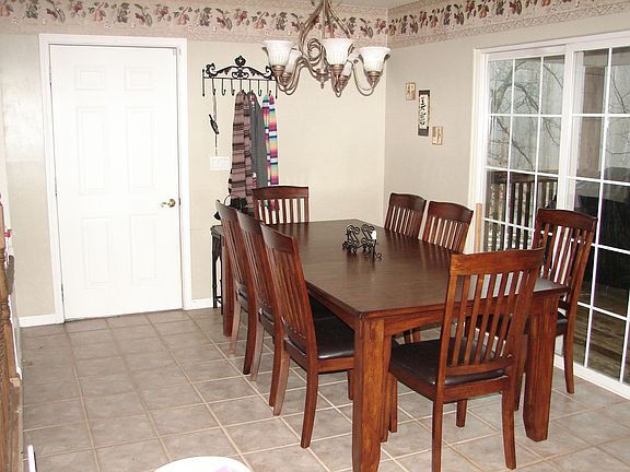 Open Dining Area