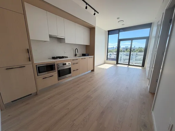 5189 Earles St #462, Vancouver, BC V5R 3P9