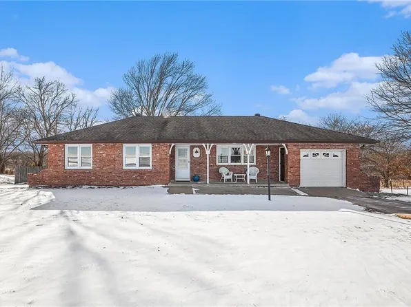8210 Mize Blvd, Lenexa, KS 66227