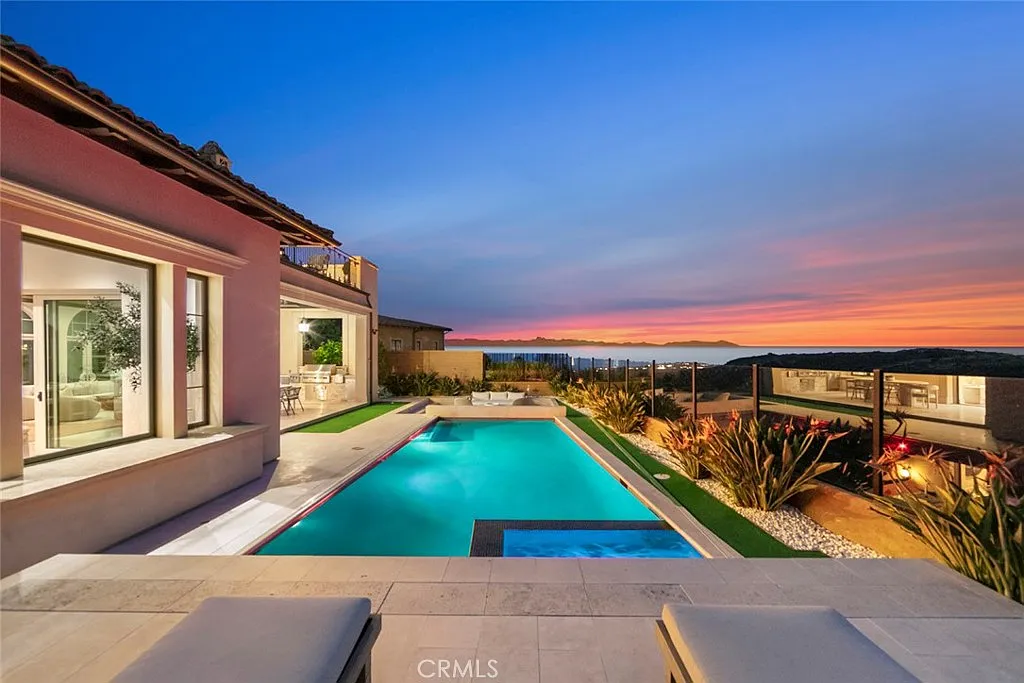 5 bed, 5.5 bath, 5419 sqft, $33,000 — Photo 1