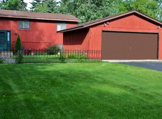 5813 Otter View Trl, White Bear Township, MN 55110