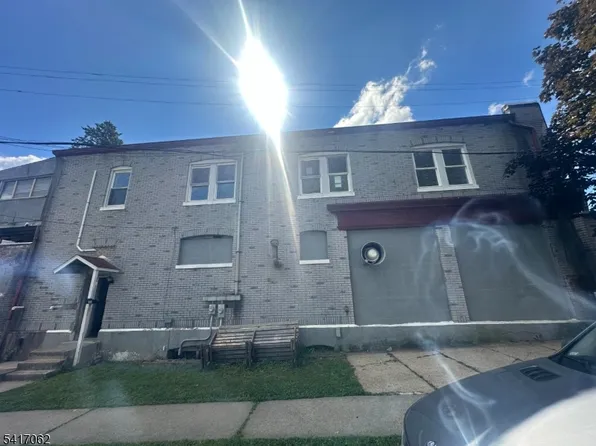105 Filmore St, Phillipsburg Town, NJ 08865