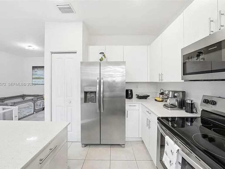 24644 SW 118th Ct — Photo 12