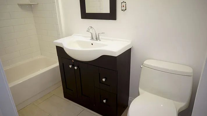 Rented by Nooklyn NYC LLC | media 21