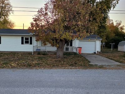 425 S Polk St, Sullivan, IL, 61951