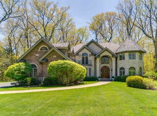 14705 W Mayland Villa Rd, Lincolnshire, IL 60069