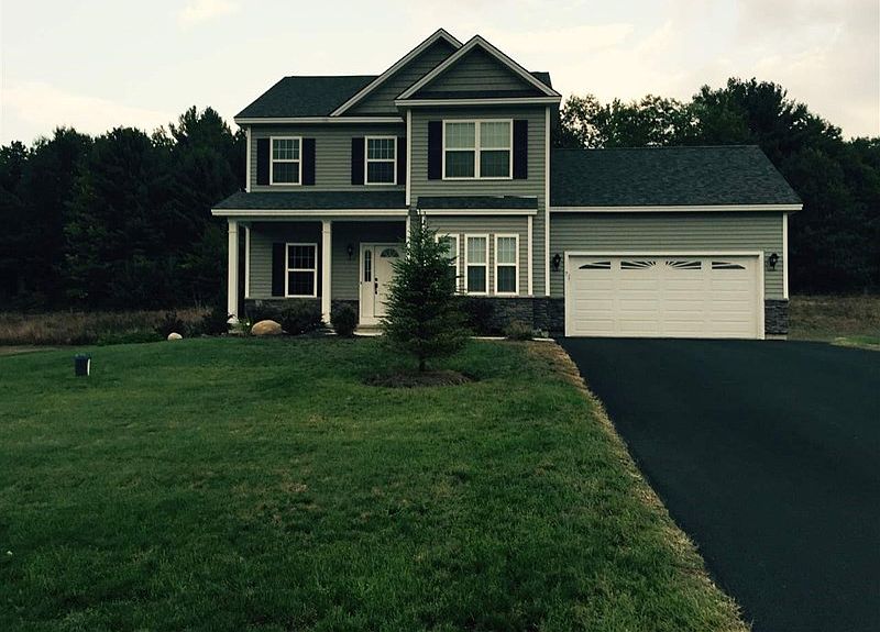 1st image of 7 Abbey Ln