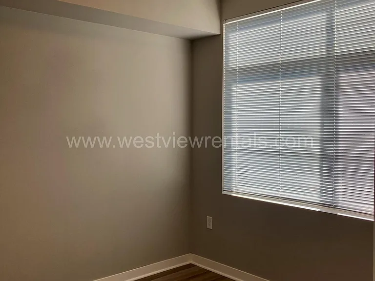1010 Railroad Ave — Photo 226