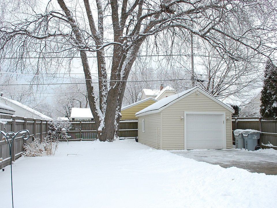 2nd image of 3454 S Kansas Ave