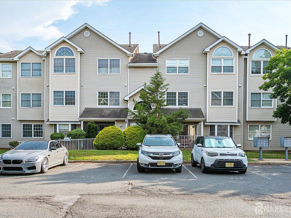 1st image of 525 Edpas Rd