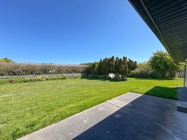 41 McLaughlin Rd — Photo 10