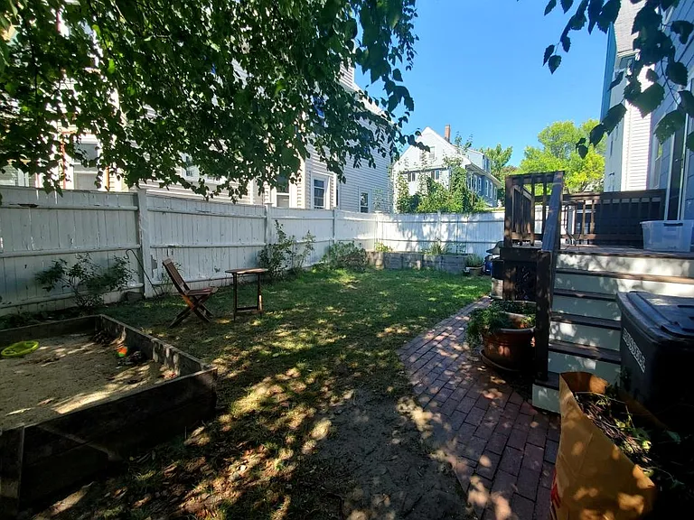 59 Cameron Ave — Photo 22