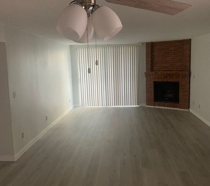 1st image of 1247 Stoner Ave #109