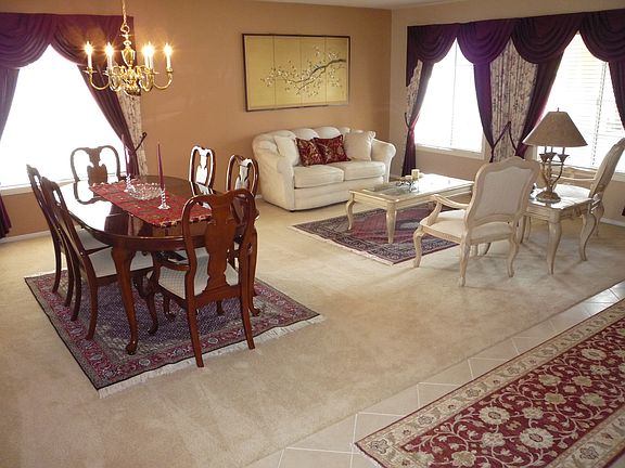 Dining Room / Living Room