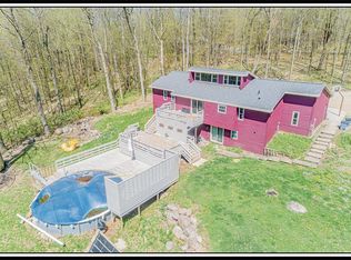 N5973 Summit Ln, Manawa, WI 54949