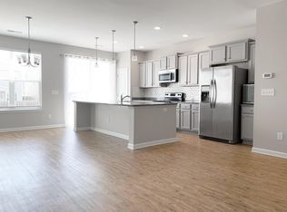 542 Orbison Dr, Wilmington, NC 28411