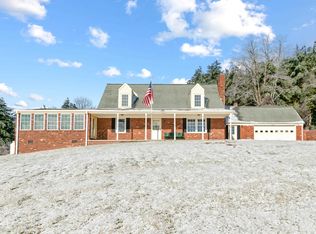 1604 Laurel Creek Rd NE, Pilot, VA 24138