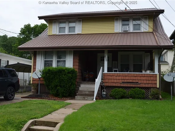 806 Red Oak St, Charleston, WV 25302