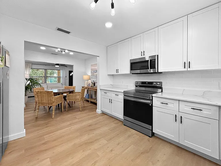 3735 Overlook Dr NE — Photo 7