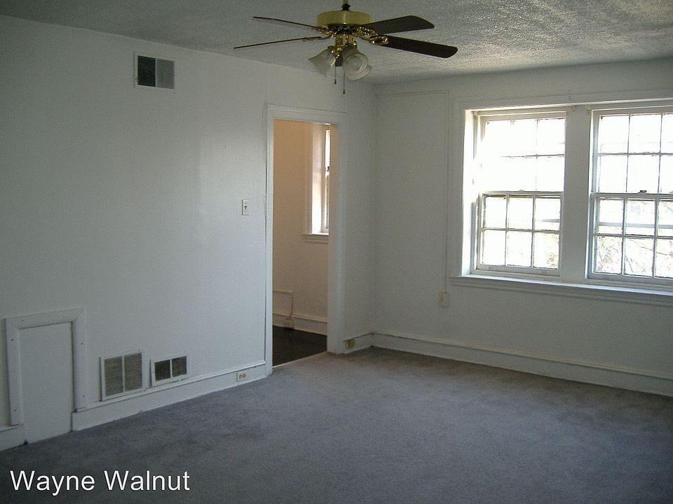 2nd image of 6105 Wayne Ave APT 204