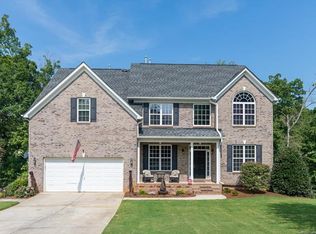212 Winter Flake Dr, Statesville, NC 28677