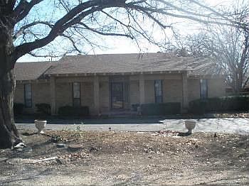1st image of 13824 Peyton Dr