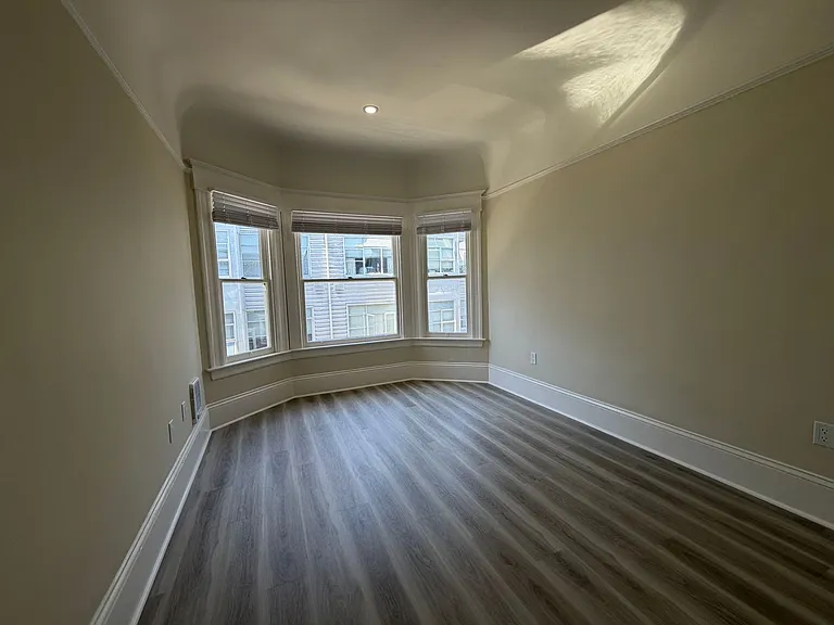 569B Minna St #569B — Photo 16