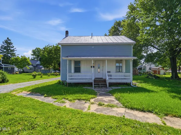 208 Mad River St, Forest, OH 45843