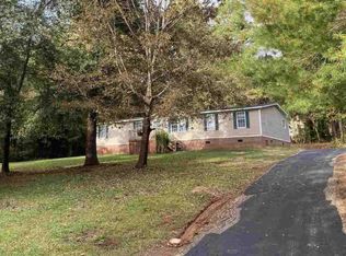 216 Right Fork Rd, Pickens, SC 29671