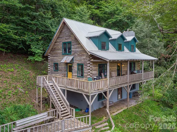 267 Trillium Ln, Mars Hill, NC 28754