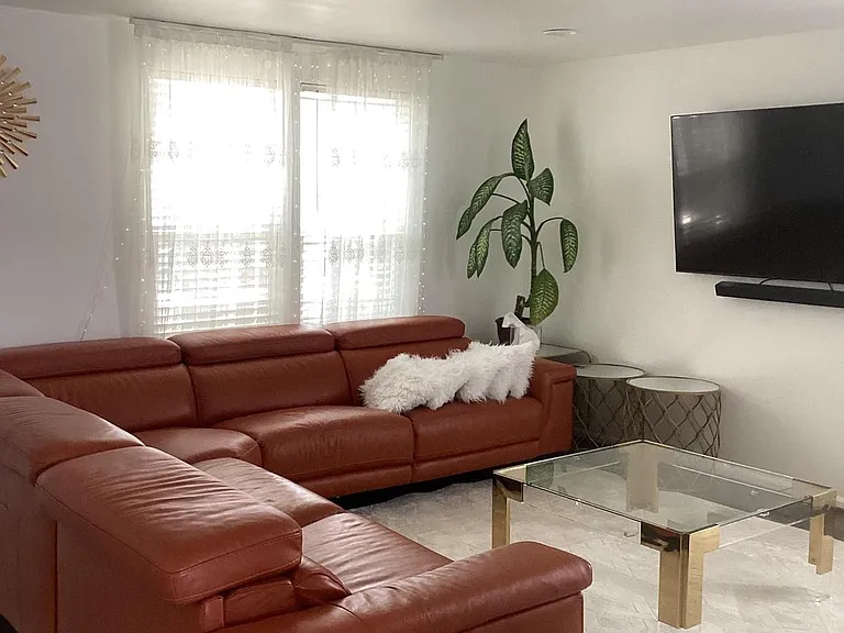 3355 Canton Ct — Photo 2