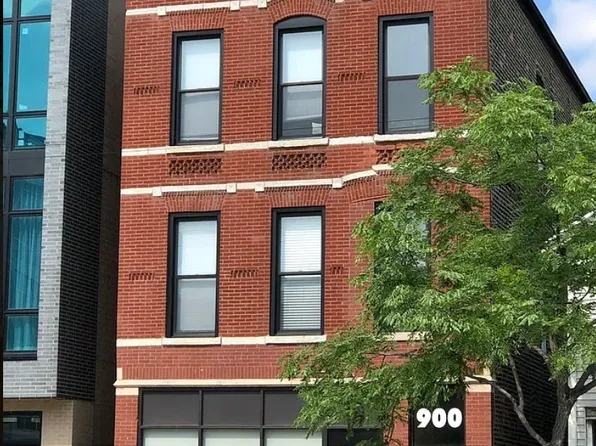 900 N Ashland Ave #4, Chicago, IL 60622