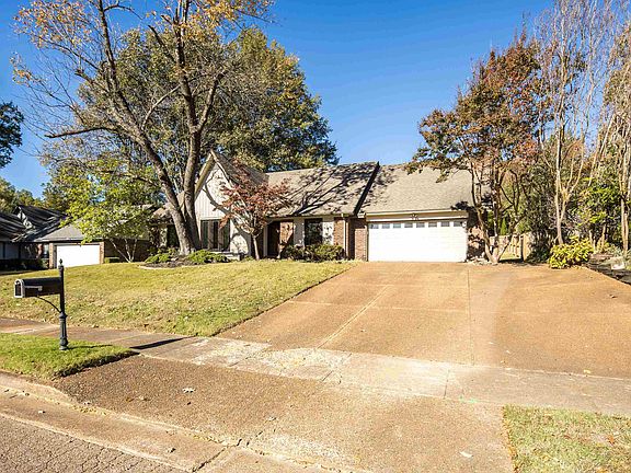 3rd image of 5980 Steeplechase Dr