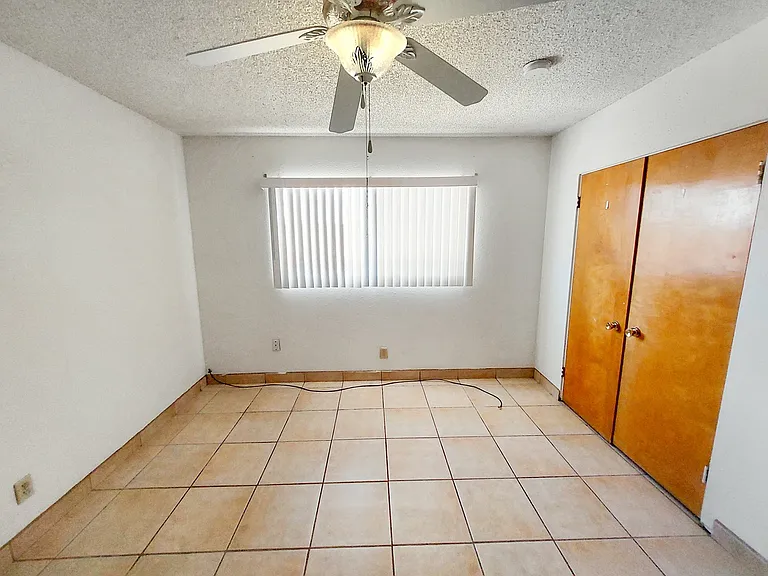 213 Panamint Ave #D — Photo 6
