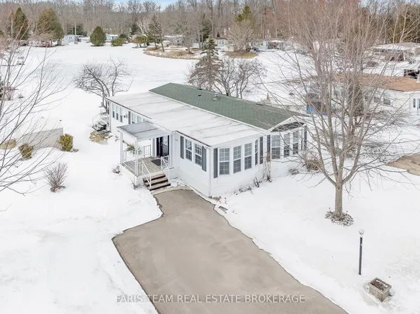 68 The Boardwalk, Wasaga Beach, ON L9Z 3A8