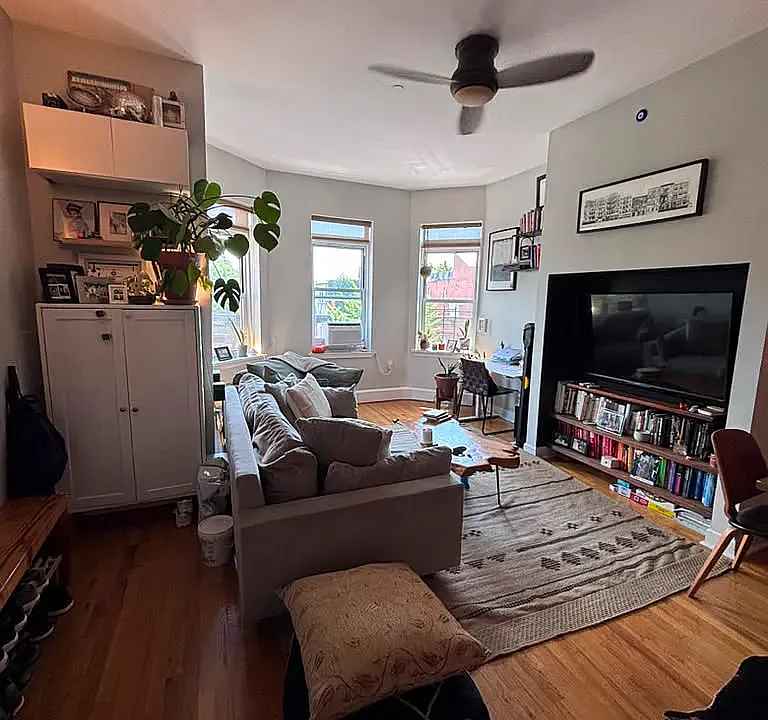 380 Lewis Ave #4B