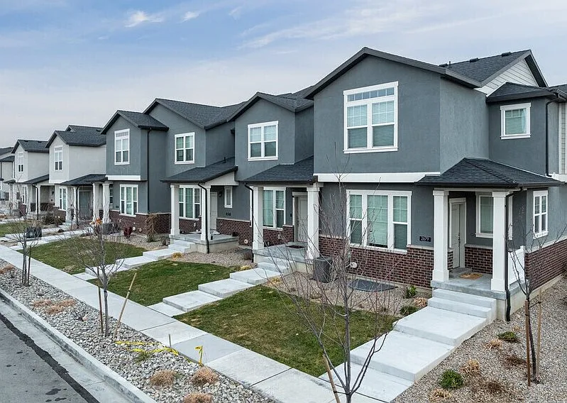 Building Photo 5