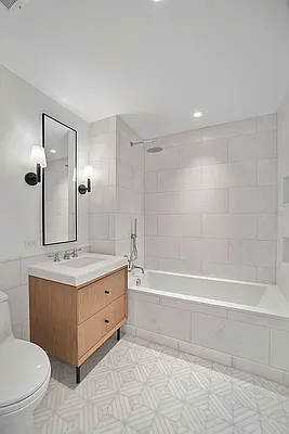 Rented by Manhattan Management Group | media 14