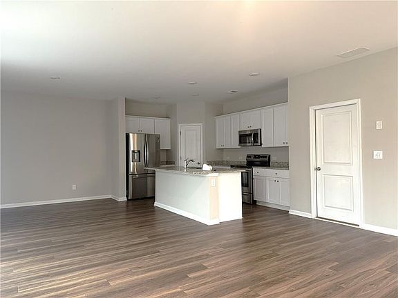 3rd image of 108 Seed Ln
