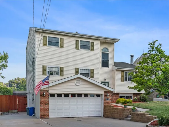 1726 Orchid St, Pittsburgh, PA 15207