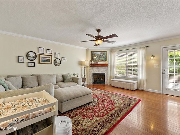 5th image of 8223 Joshua Rd
