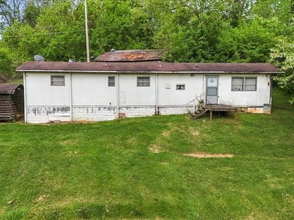 1854 Forest View Dr, Kingsport, TN 37660