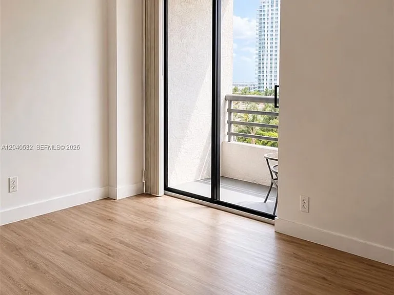 3300 NE 191st St #907 — Photo 14