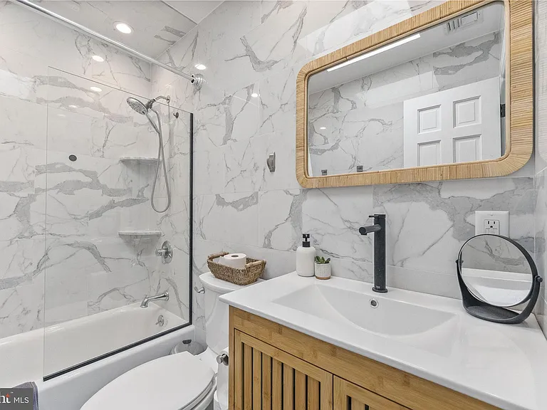 191 Lakeshore Dr — Photo 14